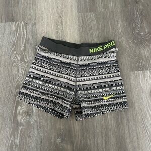 Nike Pro Patterned Shorts